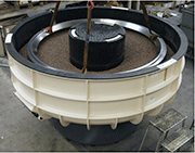 Photo 2: Processing of a bearing ring in a large rotary vibrator; OD = 3,000 mm (118 