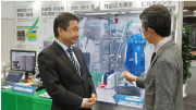 Yoshiyuki Aono (right) and Yoshinobu Teramoto (left), Global sales manager
